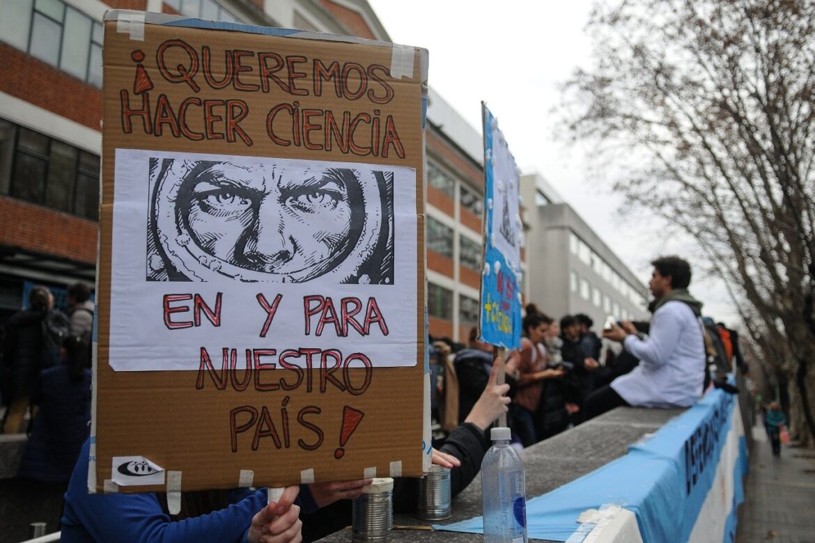 Un sistema en jaque: el financiamiento universitario, entre la ley vigente y la asfixia presupuestaria