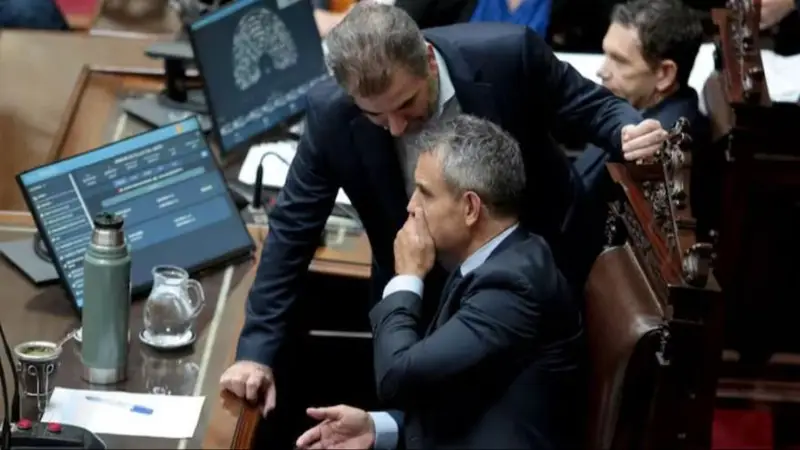 Reforma Laboral en la Mira: Aliados del Gobierno Cuestionan los Plazos Apremiantes y Exigen Diálogo