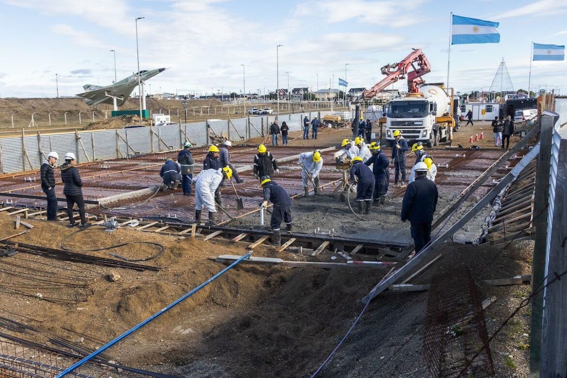 Ante un Escenario Nacional de Parálisis, Río Grande Afianza su Homenaje Perenne a los Héroes de Malvinas