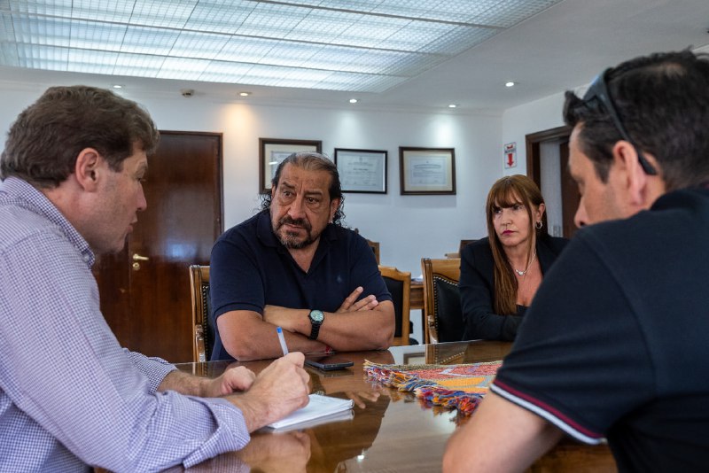 Eliminación De Aranceles A Celulares: El Gobernador Melella Recibió Al Secretario General De La UOM Río Grande Oscar Martínez