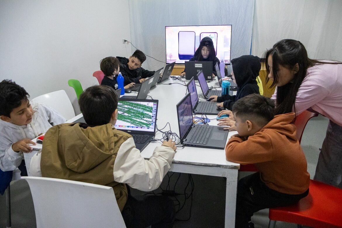 TECNOVERANO: SEGUÍ APRENDIENDO Y JUGANDO EN EL ESPACIO TECNOLÓGICO