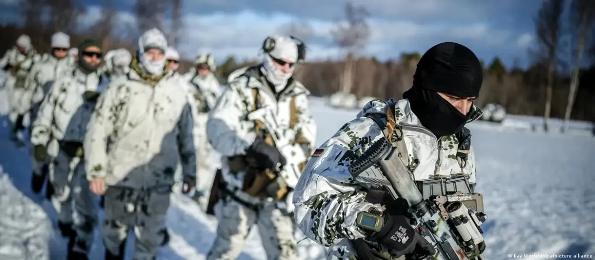 La OTAN Refuerza Su Presencia en el Ártico ante las Pretensiones de Trump sobre Groenlandia