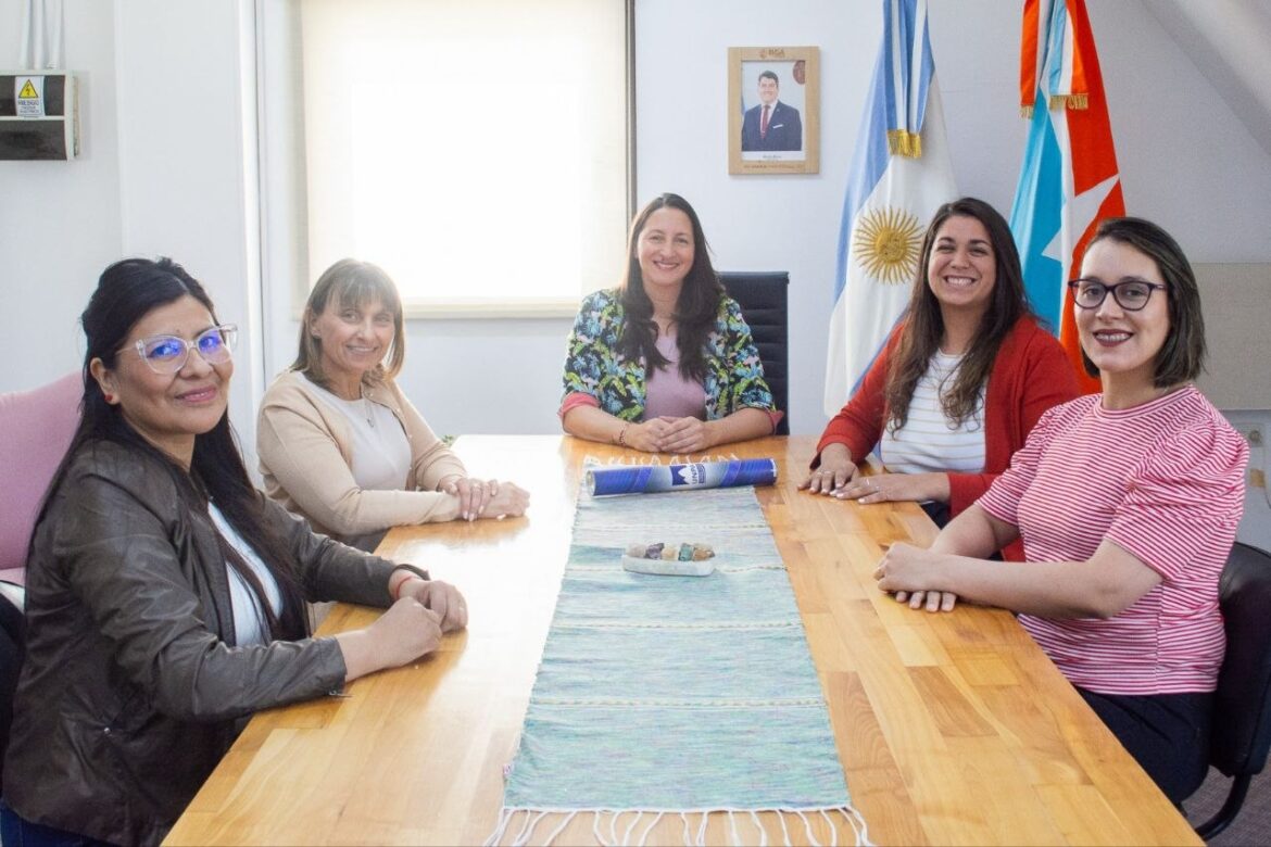 EL MUNICIPIO RECONOCIÓ A NUEVOS PROFESIONALES RIOGRANDENSES DE LA UNPA