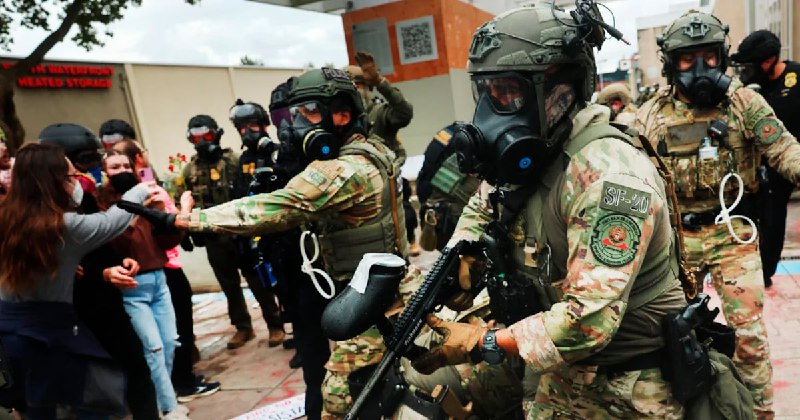 Una Ciudad Bajo Asedio: Mineápolis Vive un Estado de Sitio por Redadas Migratorias