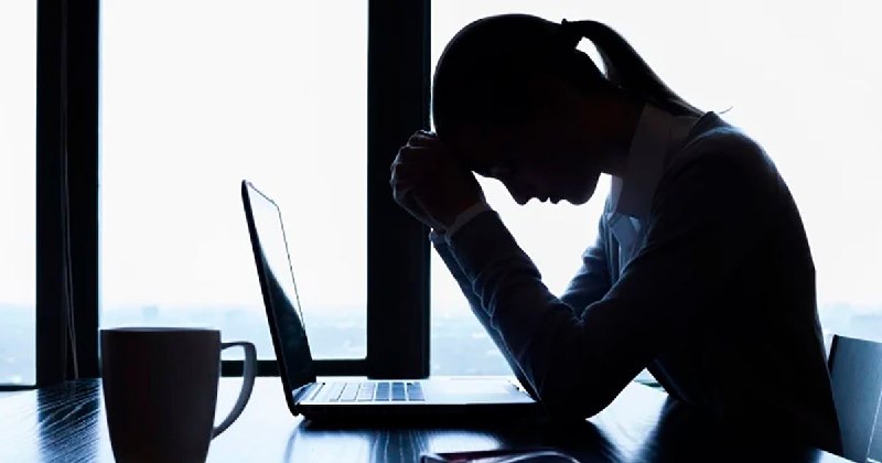 Un Desgaste Silencioso: Casi la Mitad de los Trabajadores Argentinos No Pudo Desconectarse