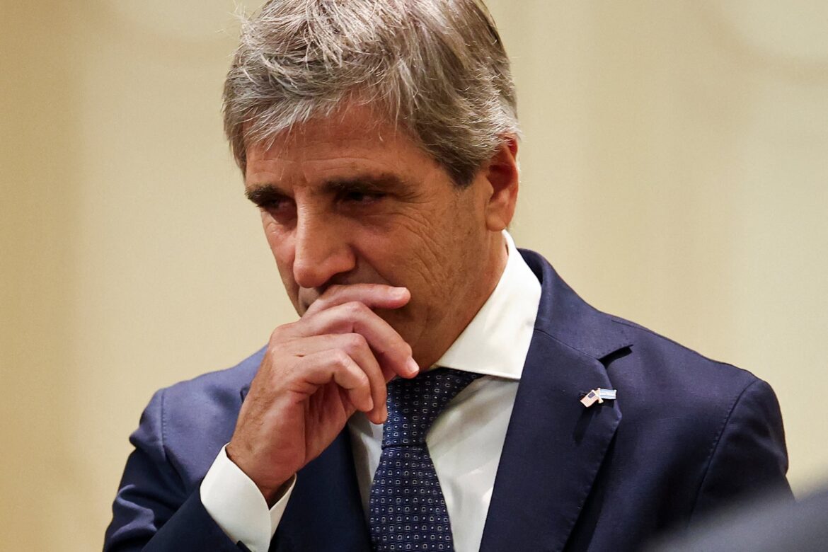 Argentina Cierra Operación Clave con Bancos Internacionales para Honrar Deuda Soberana