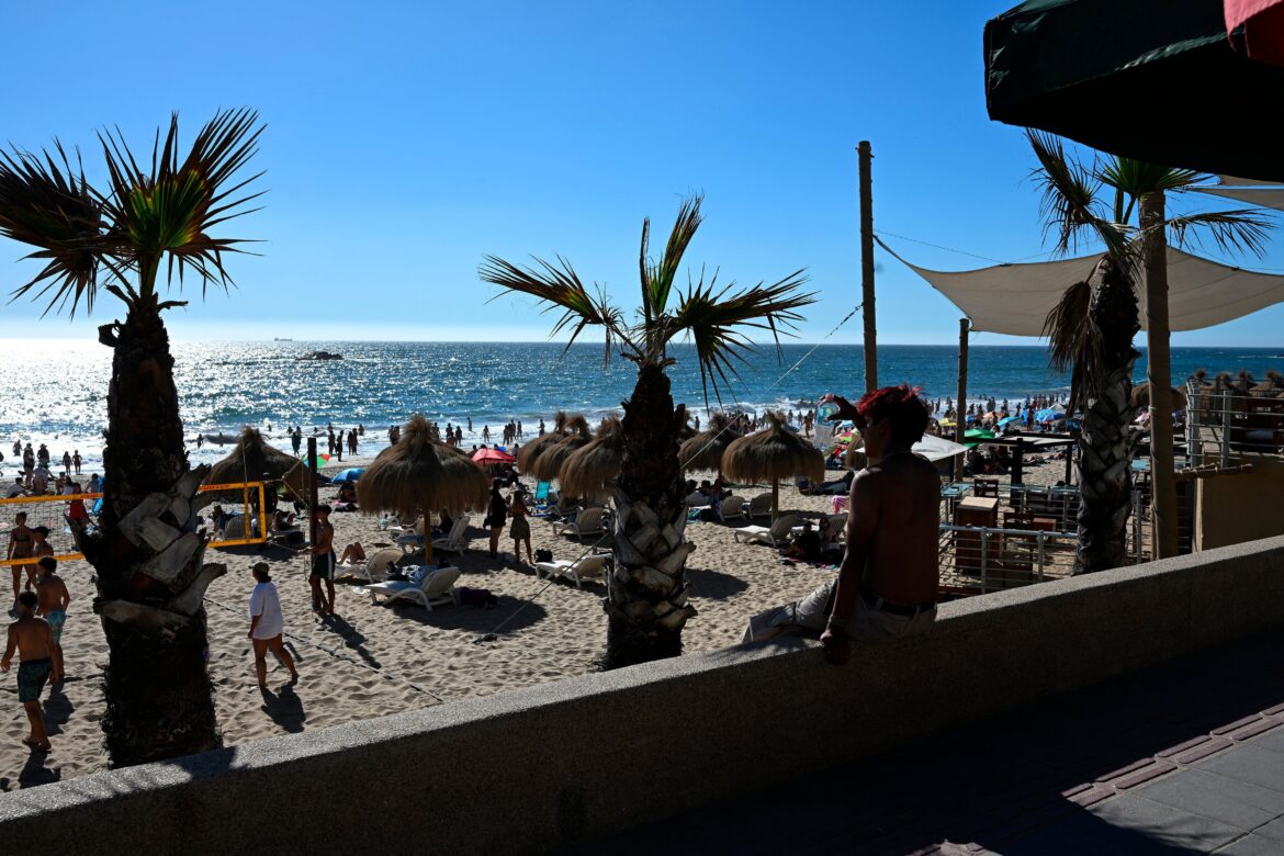 Un «Salmo» como despedida: Cerca de doscientos argentinos víctimas de una estafa millonaria en balneario chileno