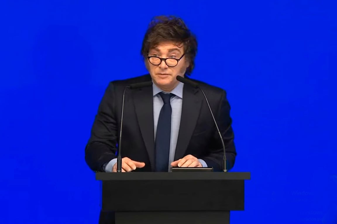 EN DAVOS, EL APLAUSO AUSENTE: MILEI BUSCA CAPITALES TRAS LA FRÍA NEGATIVA DE TRUMP