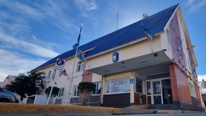 Detienen a Tres Hombres Tras un Asalto a un Local Comercial en el Centro de Río Grande