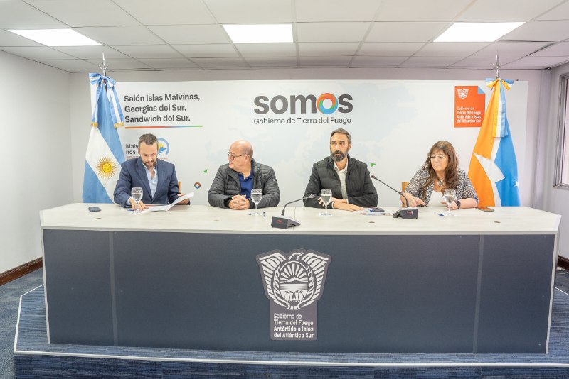 HISTÓRICO: SE FIRMÓ ANTE ESCRIBANO LA TRANSFERENCIA DE LOS YACIMIENTOS DE YPF A LA EMPRESA ESTATAL TERRA IGNIS