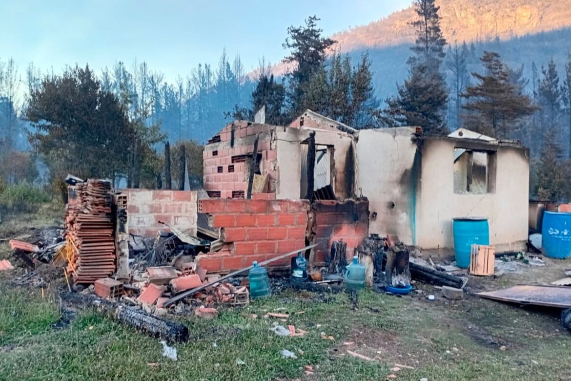 Tras las Llamas, la Estigmatización: Comunidades Originarias de Chubut Bajo Sospecha y Allanamiento