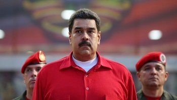Estados Unidos ejecuta una operación militar sin precedentes en Venezuela y asegura la captura de Nicolás Maduro