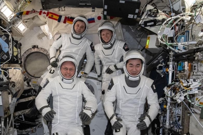 Regreso Terrestre de Emergencia: La Misión Crew-11 de la NASA y SpaceX Concluye Antes de lo Previsto