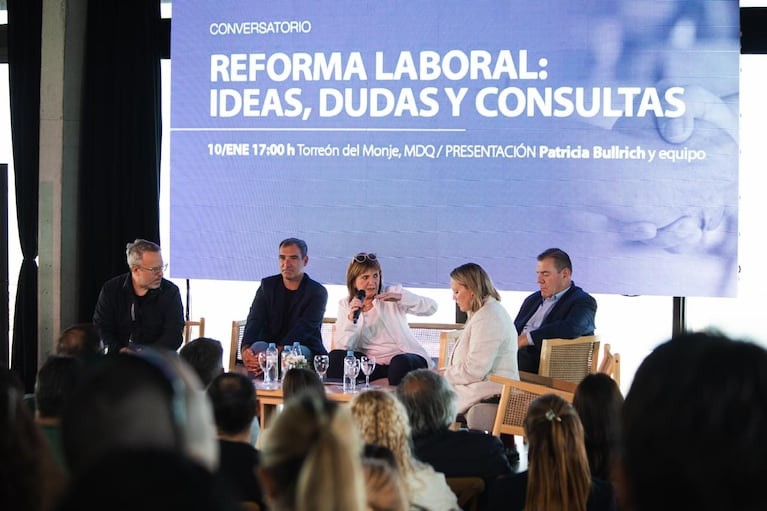 La Reforma Laboral en la Arena Pública: Bullrich Busca Consensos en Mar del Plata Entre Presiones Sindicales y Apoyos Empresariales