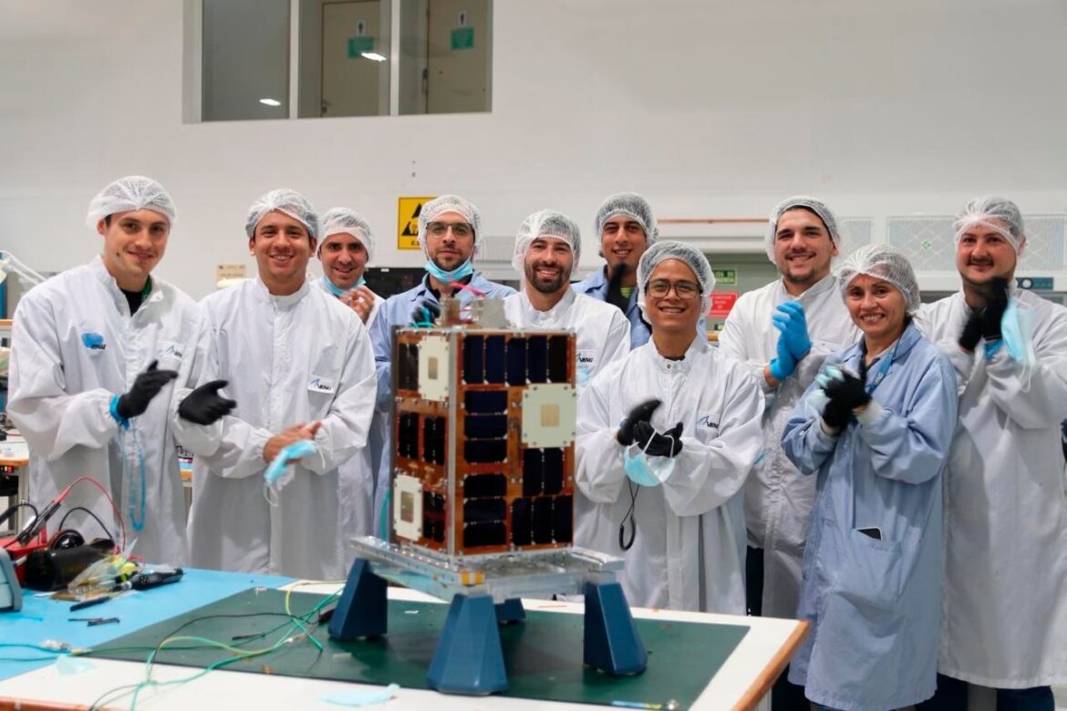 El Gobierno anuncia participación en misión lunar de la NASA, pero el proyecto nació en la gestión anterior