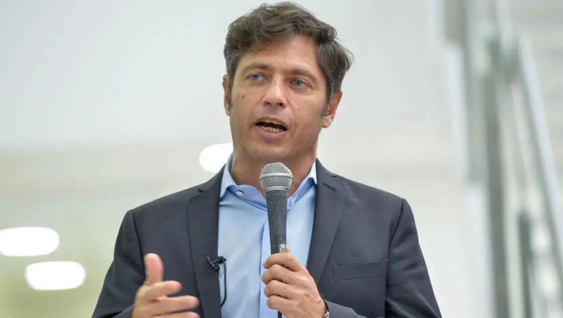 Kicillof lanzó una feroz crítica a Milei: “Quiere convertir a la Argentina en Perú, un país sin clase media”