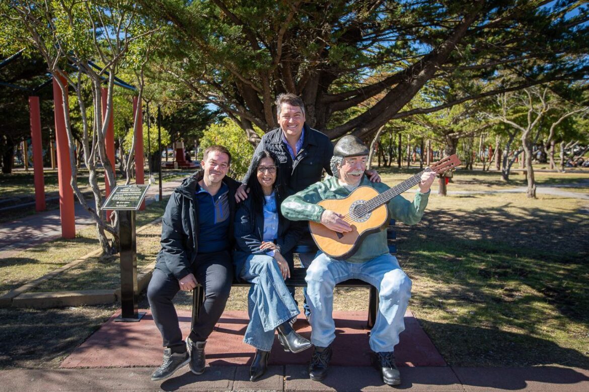 «ESTE HOMENAJE FORTALECE EL LEGADO DE QUIEN DEDICÓ SU VIDA A CONSTRUIR LA IDENTIDAD DE RÍO GRANDE»