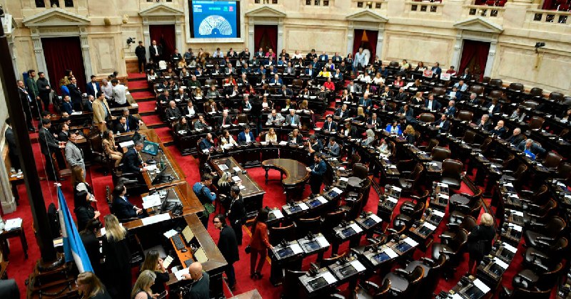 El Gobierno Fija su Agenda Legislativa en un Contexto de Tensión y Urgencia