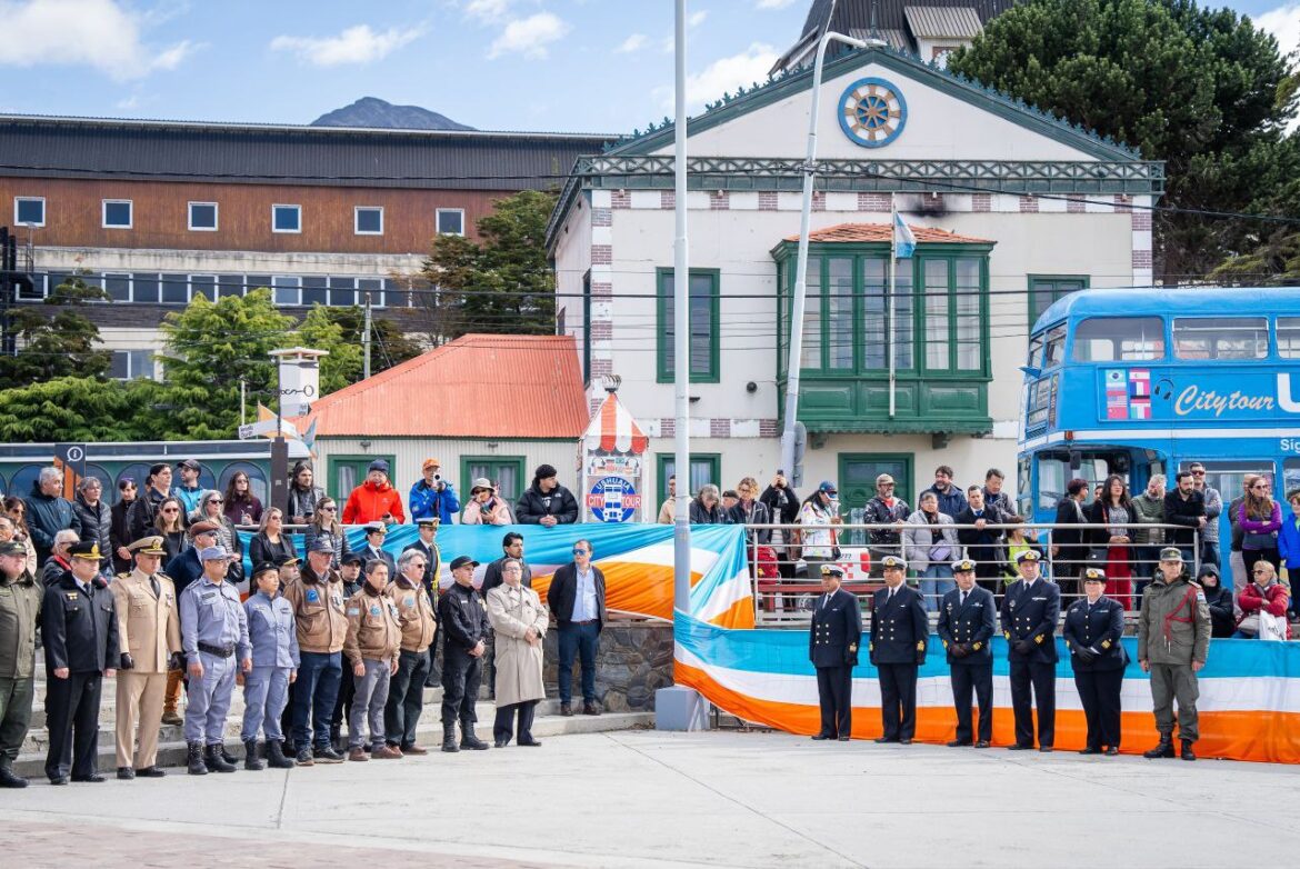 TIERRA DEL FUEGO CELEBRÓ 122 AÑOS DE PRESENCIA ARGENTINA ININTERRUMPIDA EN EL CONTINENTE BLANCO
