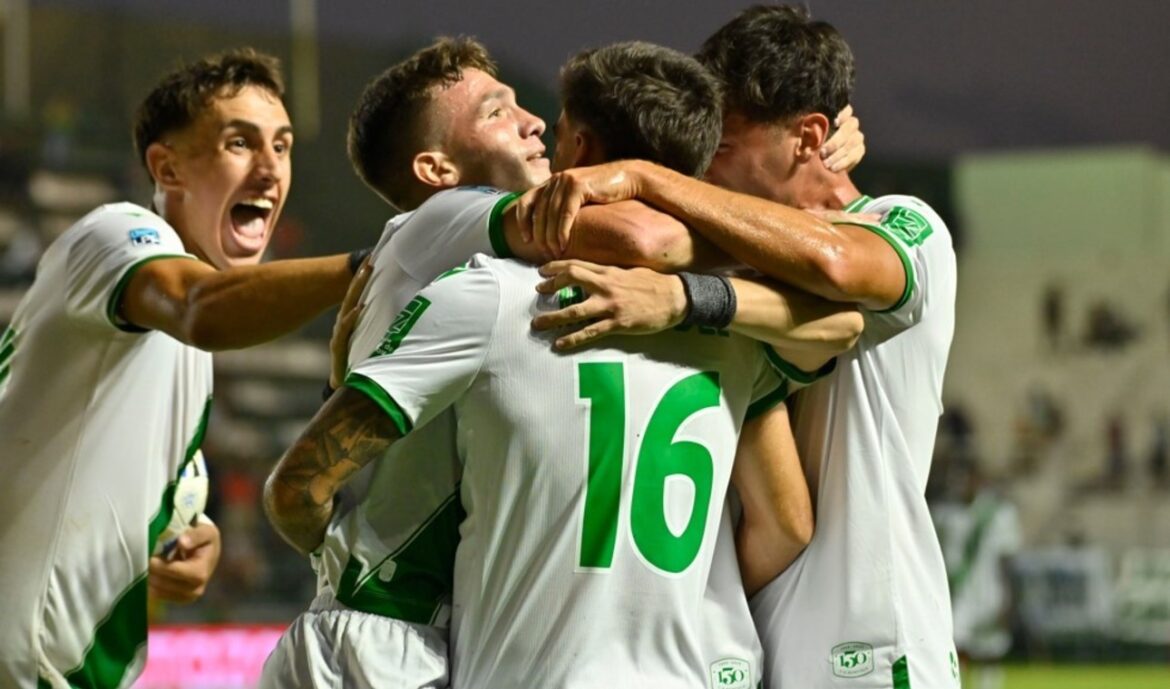 Un Taladro de suspenso: Banfield resurgió en el final y logró su primera victoria