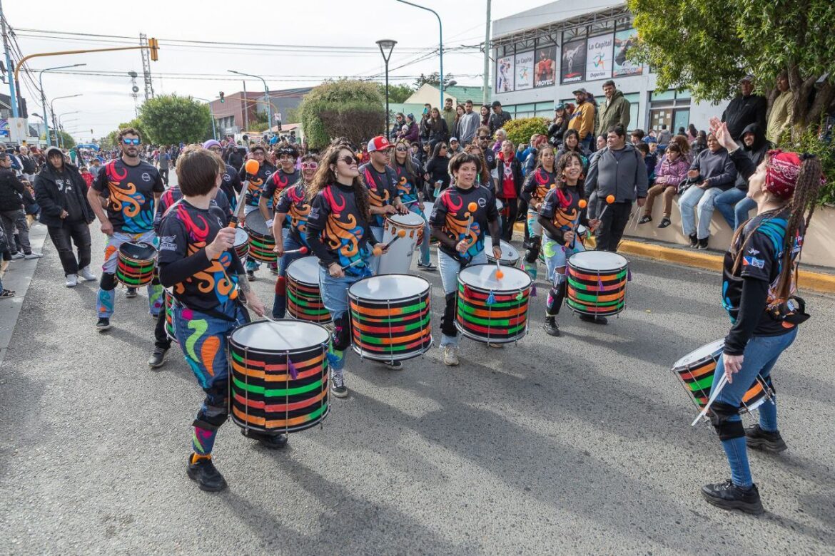 RÍO GRANDE BRILLÓ CON UN CARNAVAL QUE UNIÓ A TODA LA REGIÓN