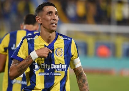 El fútbol le devolvió la sonrisa a Di María en una noche mágica que necesitaba muy poco de polémica y mucho de su zurda celestial