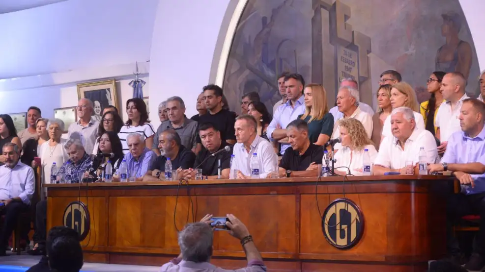 Crece la tensión gremial: el ala dura de la CGT prepara un paro de 24 horas con movilización para el viernes previo a la sanción de la reforma laboral en el Senado