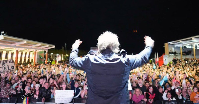 La grieta perceptual: mientras los votantes de Milei celebran la gestión, la oposición se desangra por la crisis económica