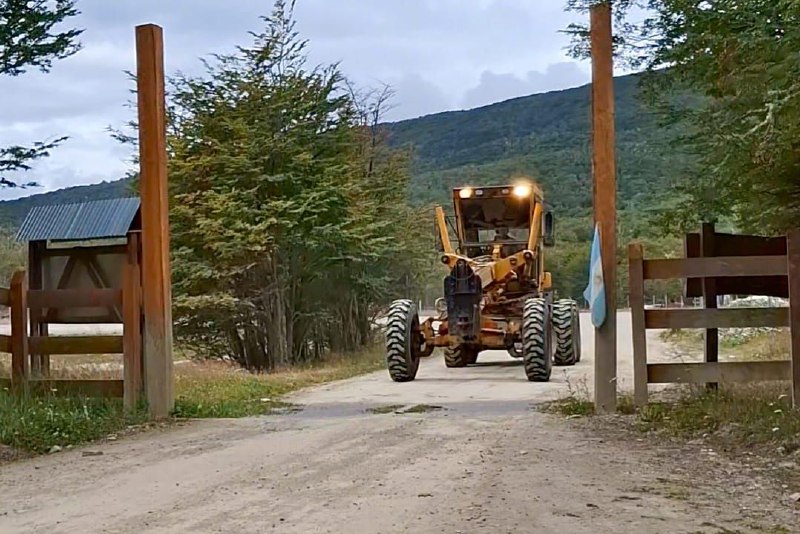 VIALIDAD PROVINCIAL REALIZA TRABAJOS DE CONSERVACIÓN EN RUTAS ESTRATÉGICAS DE TIERRA DEL FUEGO