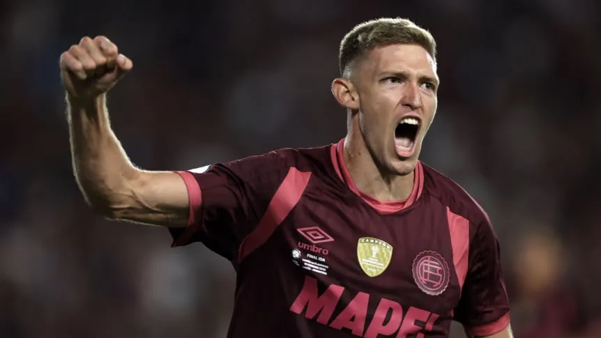 CASTILLO VOLVIÓ, GOLPEÓ Y LANÚS TIENE VENTAJA ANTE EL COLOSO CARIOCA