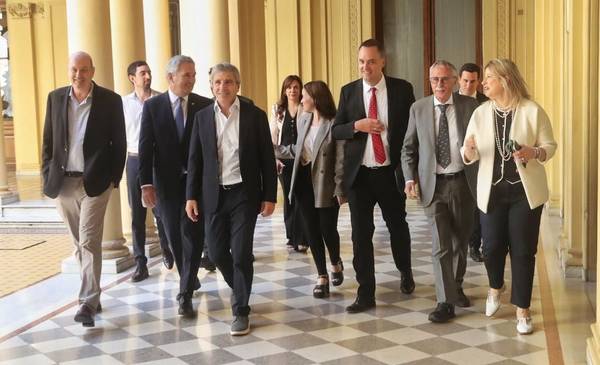 Blindaje total en Balcarce 50: el Gobierno sostiene a Adorni y busca dar por terminada la crisis con una ofensiva de respaldo