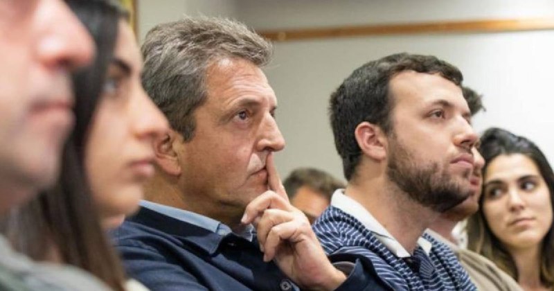 El tablero del peronismo: Massa teje una red de consensos mientras el espacio se prepara para la reconquista del 2027