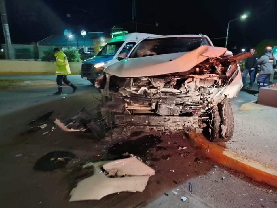 Violento choque en cadena en pleno centro de Río Grande: una familia terminó hospitalizada