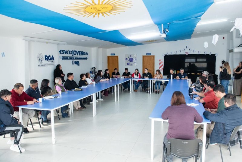 ZONA SUR: ENCUENTRO ENTRE VECINOS Y EL MUNICIPIO PARA ABORDAR DESAFÍOS DEL TERRITORIO