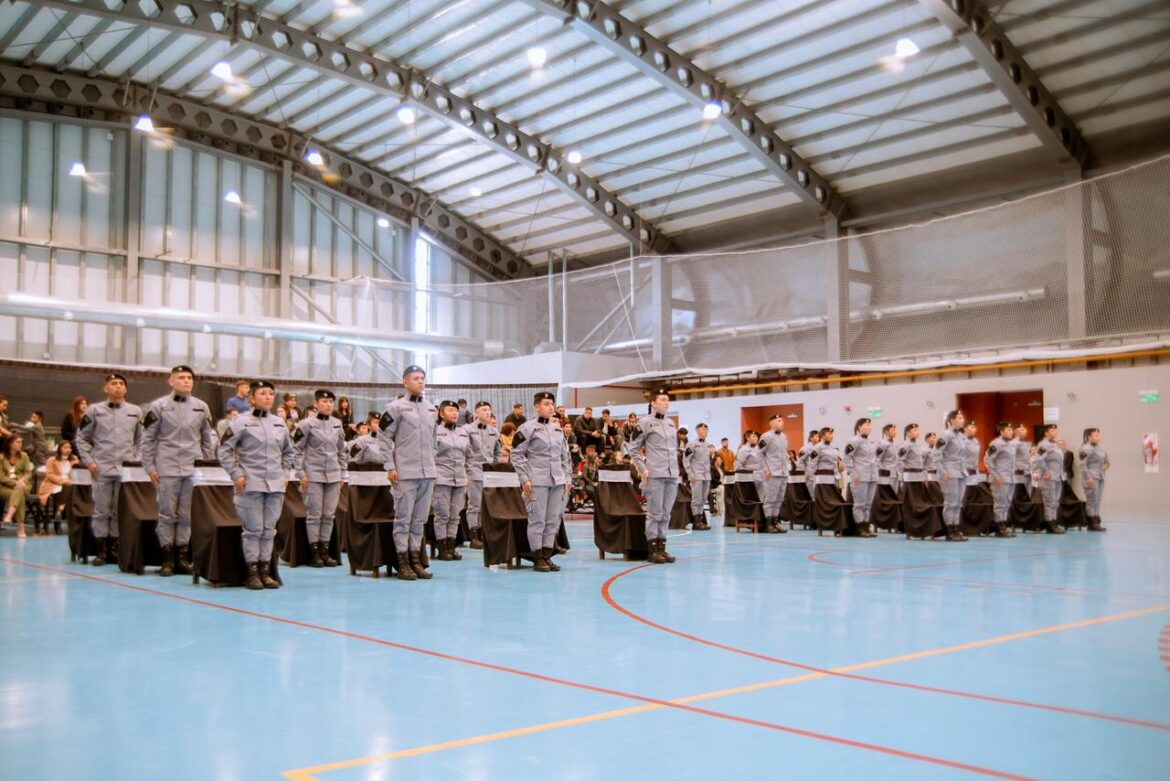 RÍO GRANDE: EGRESÓ LA 14ta PROMOCIÓN DE AGENTES DEL SERVICIO PENITENCIARIO DE TIERRA DEL FUEGO