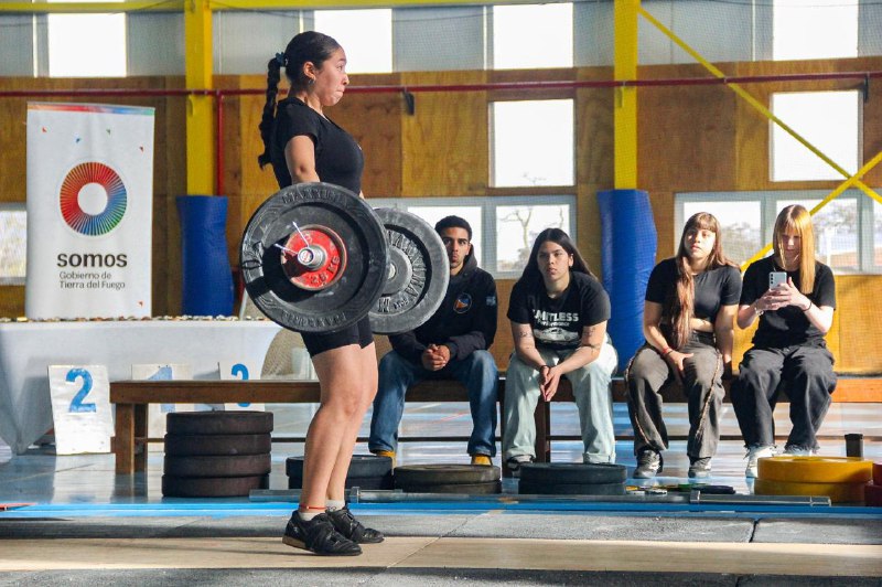 SE DISPUTÓ LA PRIMERA FECHA DE LA LIGA PATAGÓNICA Y PROVINCIAL DE PESAS, CON CLASIFICATORIO A LOS JUEGOS DE LA INTEGRACIÓN PATAGÓNICA