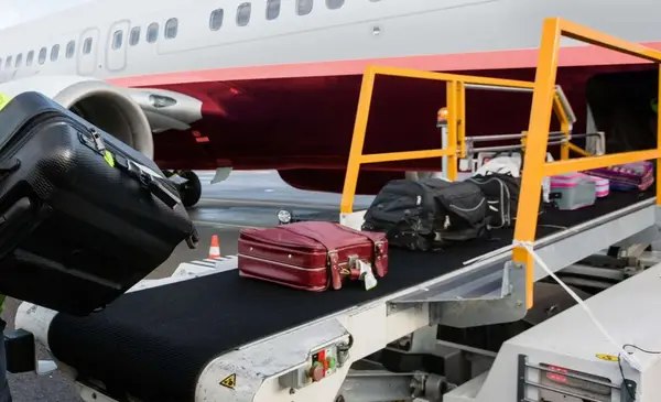 El Gobierno oficializa la privatización de Intercargo: Caputo presentará este jueves los pliegos para transferir la empresa al sector privado