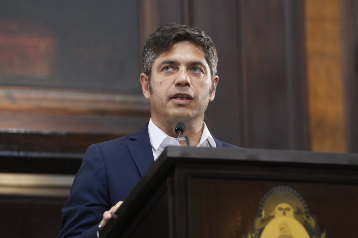 Kicillof erigió un sólido alegato federal en la Legislatura y desafió el modelo nacional de Milei