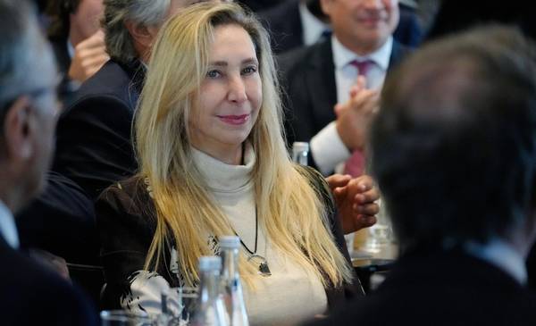 Los encuentros en la Rosada que encendieron la pista suiza: las fechas que comprometen al círculo íntimo de Milei