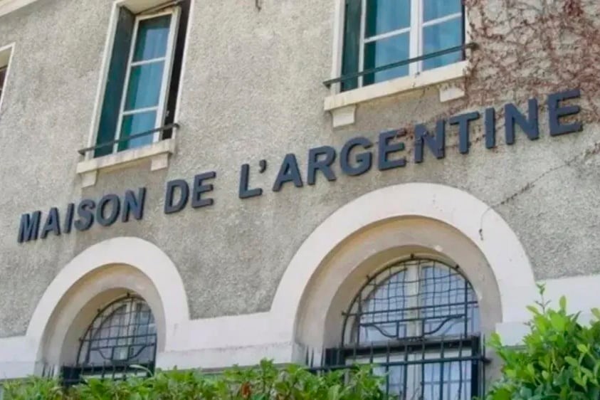 Graves denuncias contra el director mileísta de la Casa Argentina en París a 50 años del golpe: lo acusan de clausurar la memoria y abrir las puertas a la ultraderecha