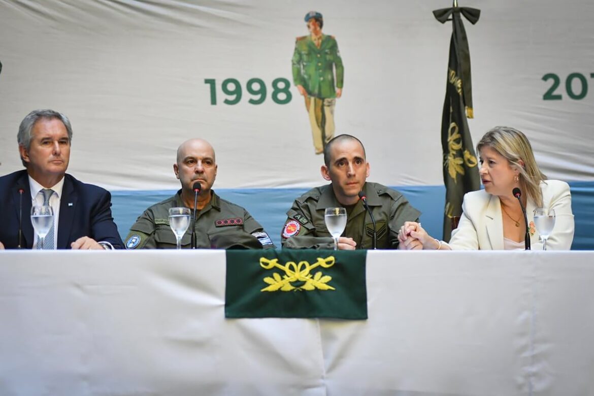 El gobierno montó una puesta en escena para ocultar la gestión de la AFA en la liberación del gendarme Gallo