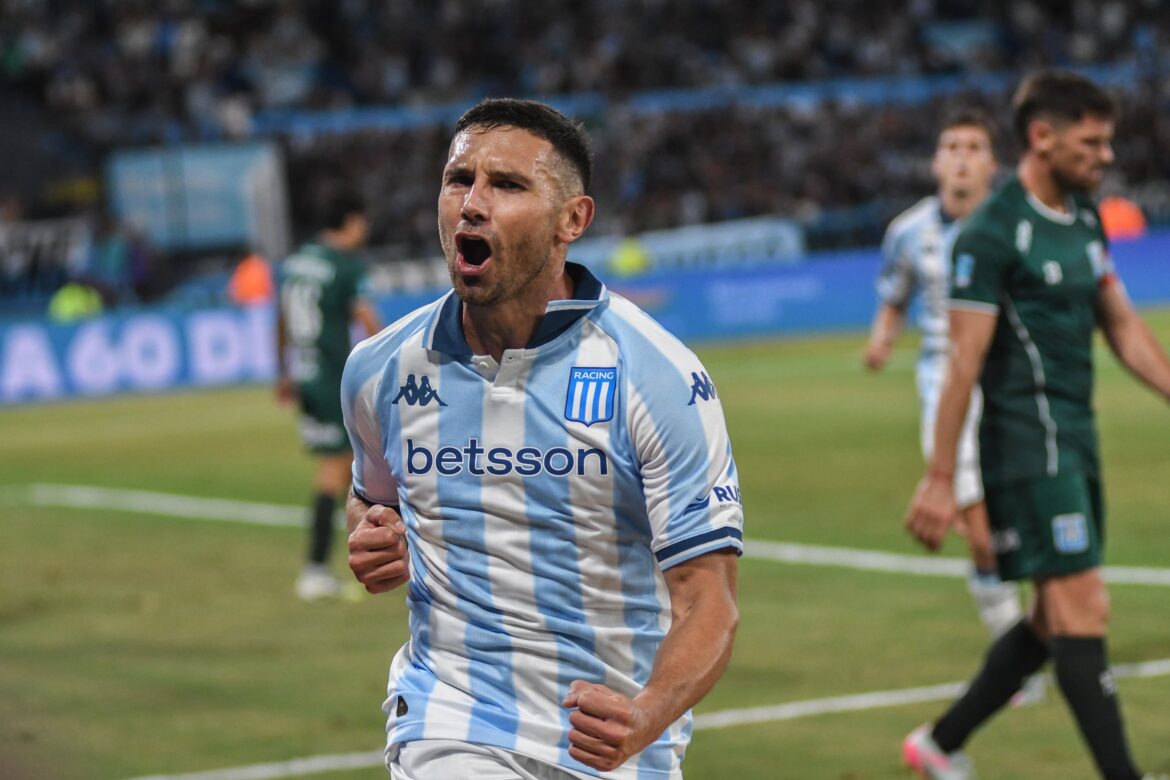 RACING CUMPLIÓ CON LOS DEBERES, VENCIÓ Y SUEÑA CON MÁS