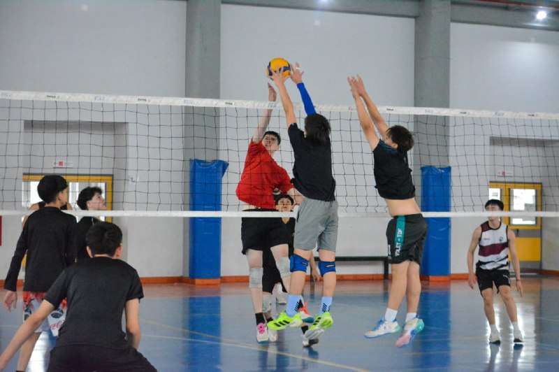 JUEGOS PATAGÓNICOS: LOS SELECCIONADOS DE VÓLEY ENTRENARON EN RÍO GRANDE