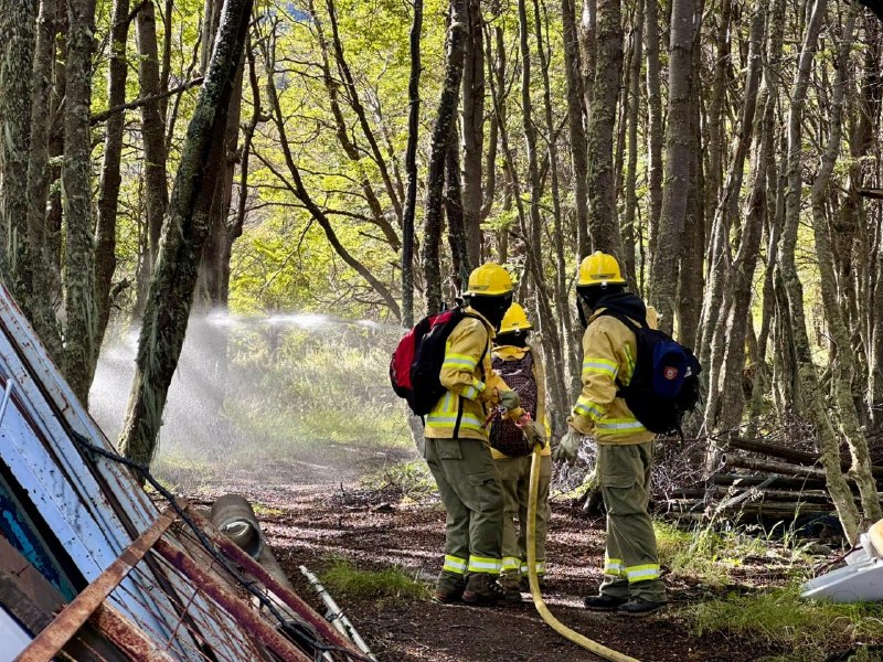 LA PROVINCIA DICTÓ EL CURSO INICIAL PARA COMBATIENTES DE INCENDIOS FORESTALES