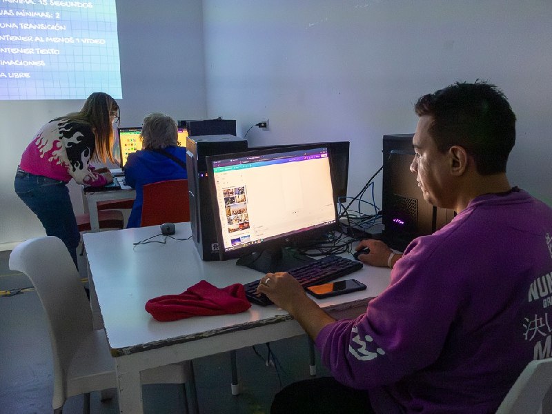 EL MUNICIPIO LANZA UNA NUEVA ETAPA DE INSCRIPCIONES A TALLERES TECNOLÓGICOS