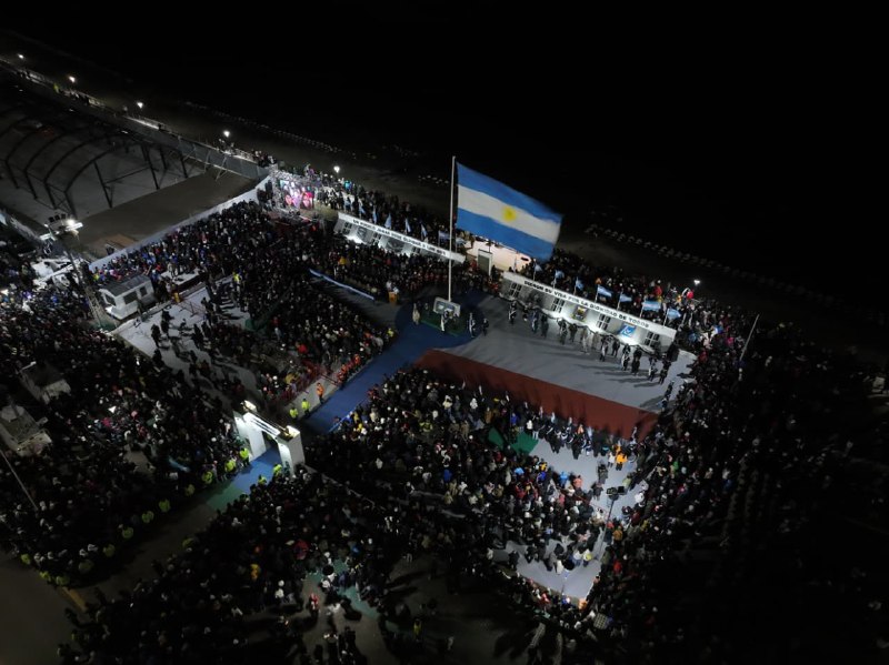 “MALVINAS TIENE QUE SER LA CAUSA DE TODOS”: EL GOBERNADOR MELELLA BRINDÓ UN DISCURSO DE UNIDAD EN LA CAUSA MALVINAS