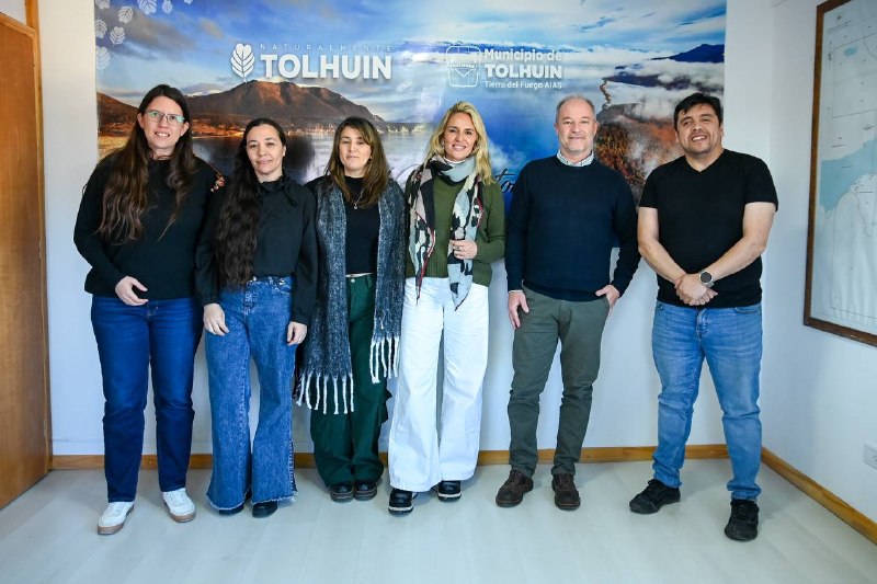 Tolhuin renovó el convenio del programa Nutriendo Futuro e incorporó una nueva etapa de formación para mujeres de la comunidad