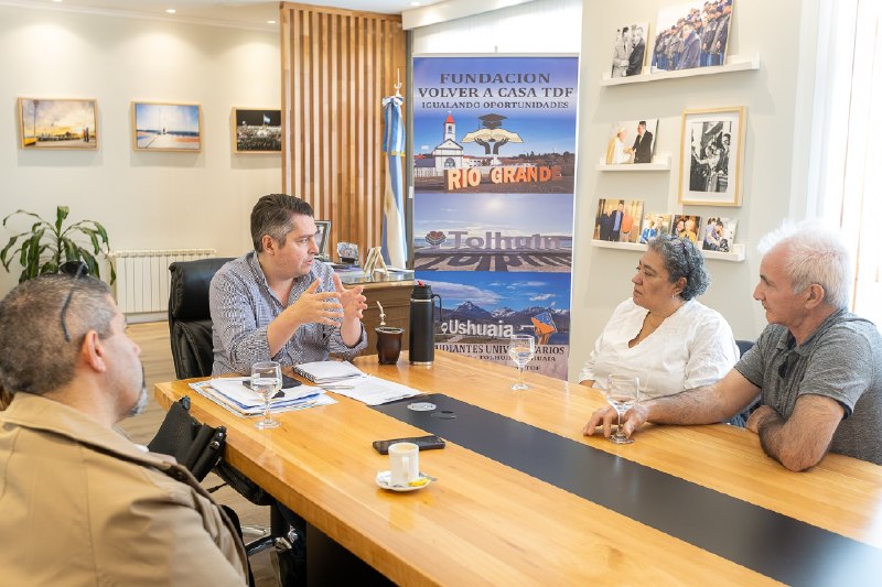 MUNICIPIO Y FUNDACIÓN VOLVER A CASA: AGENDA COMÚN PARA ACOMPAÑAR A ESTUDIANTES RIOGRANDENSES