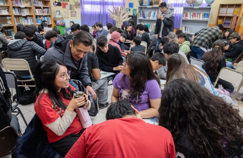 ESTUDIANTES FUEGUINOS SE CAPACITAN EN INNOVACIÓN SOCIAL JUNTO AL PROGRAMA «SOLVE FOR TOMORROW» DE SAMSUNG