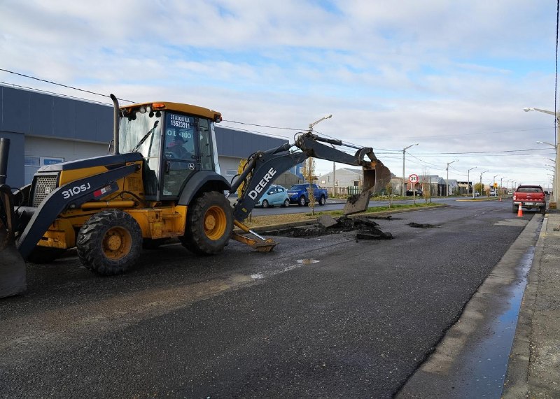 CONTINÚAN LOS TRABAJOS DE HORMIGONADO EN DIFERENTES SECTORES DE LA CIUDAD